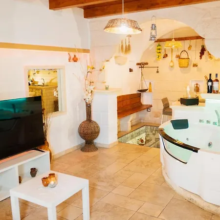 Cest La Vie Apulia *